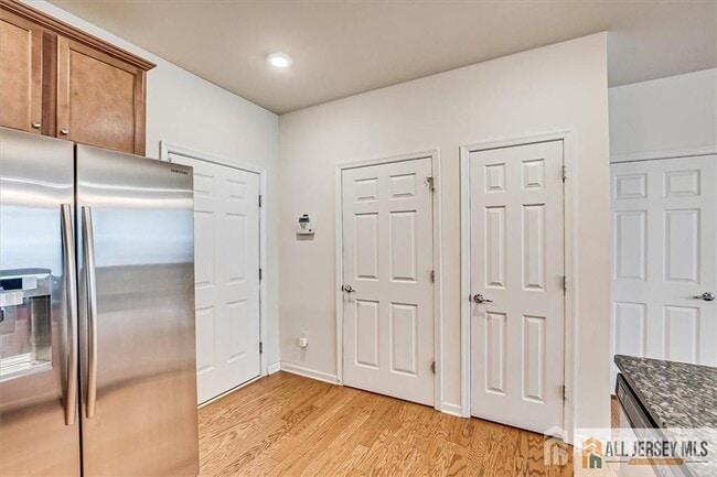 Building Photo - 1515 Hudson Cir
