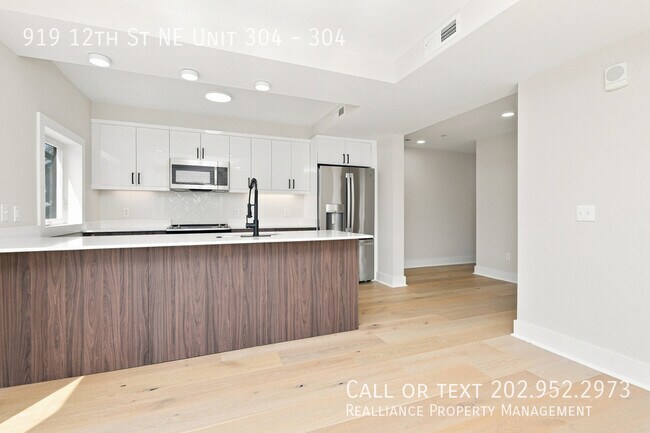 Foto del edificio - 919 12th St NE