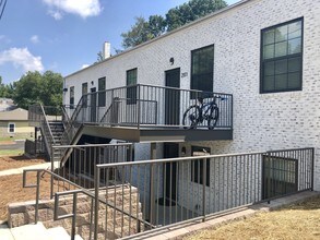 Building Photo - Spring Garden Station