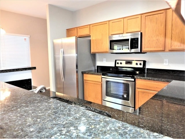 Building Photo - 4889 S Mosley Dr