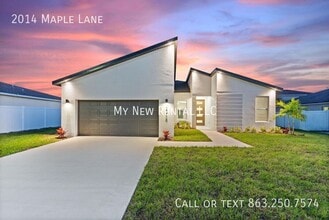 Building Photo - 2014 Maple Ln