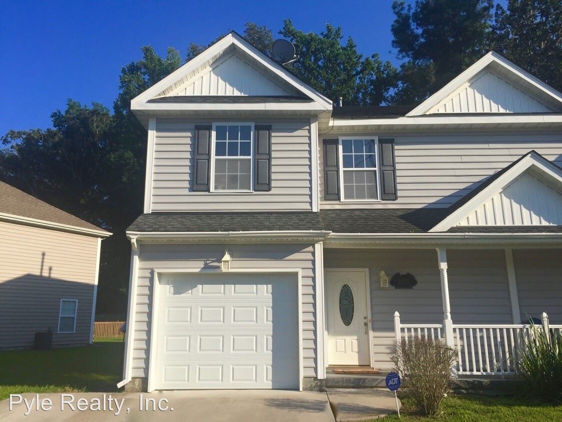 1233 Gunn Hall Dr, Virginia Beach, VA 23454 House Rental in Virginia