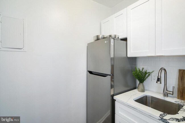 Foto del edificio - 135 S 19th St