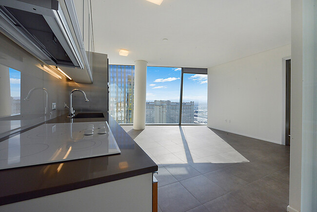 Building Photo - Veer Towers 2909E-Stunning City Views from...