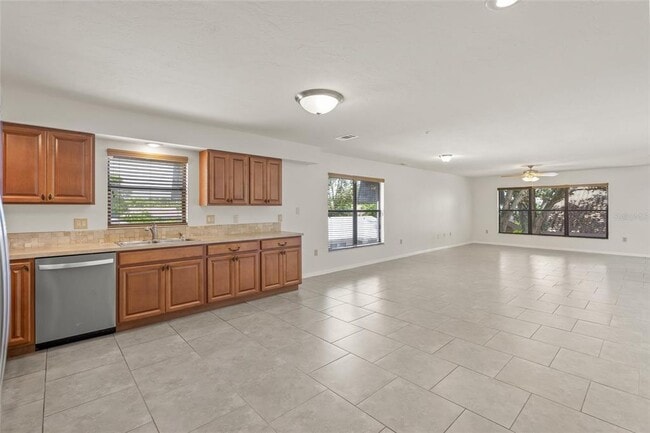 Foto del edificio - 2114 Bispham Rd