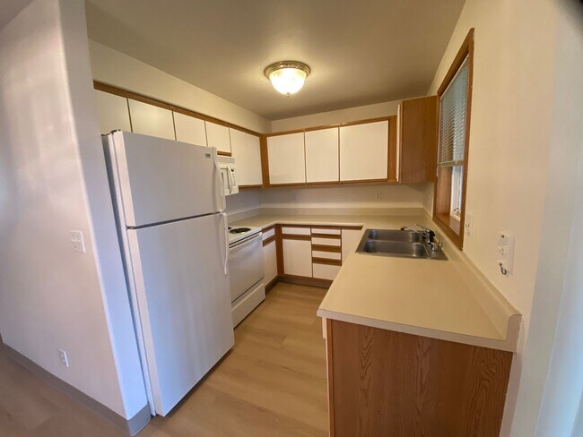 Foto del edificio - 4257 Wintergreen Cir