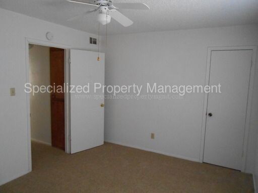 Foto del edificio - 449 SW Thomas St