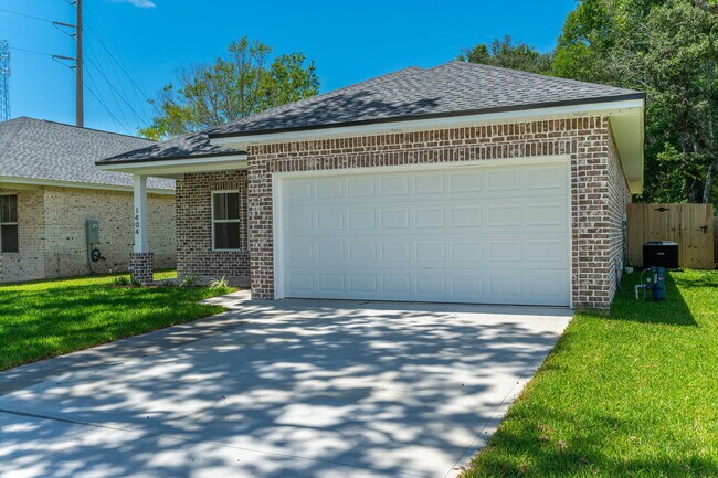 Foto del edificio - 1404 Hickory St