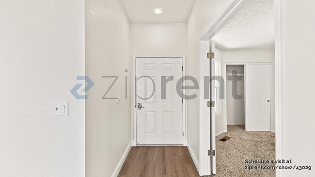 Foto del edificio - 7807 Anchor Point Dr