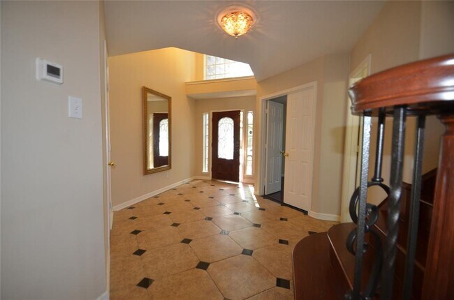 Building Photo - 20946 Thistleberry Ln