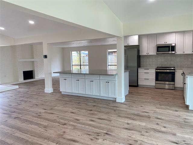 Foto del edificio - 3107 Tam O Shanter Ln