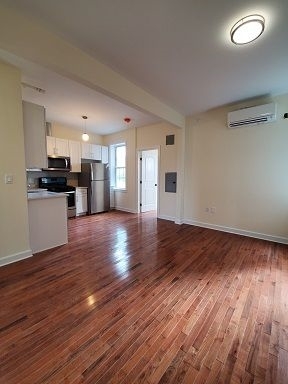 Foto del edificio - 6100 Jefferson St