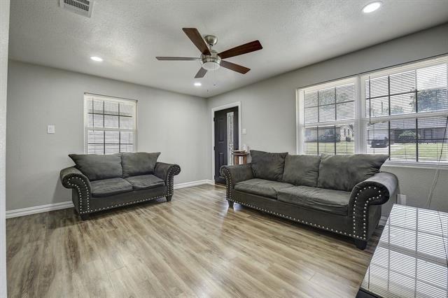 Foto del edificio - 12111 Galva Dr