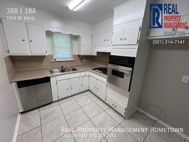 Building Photo - 3-bedroom 1-bath House in Sherwood!
