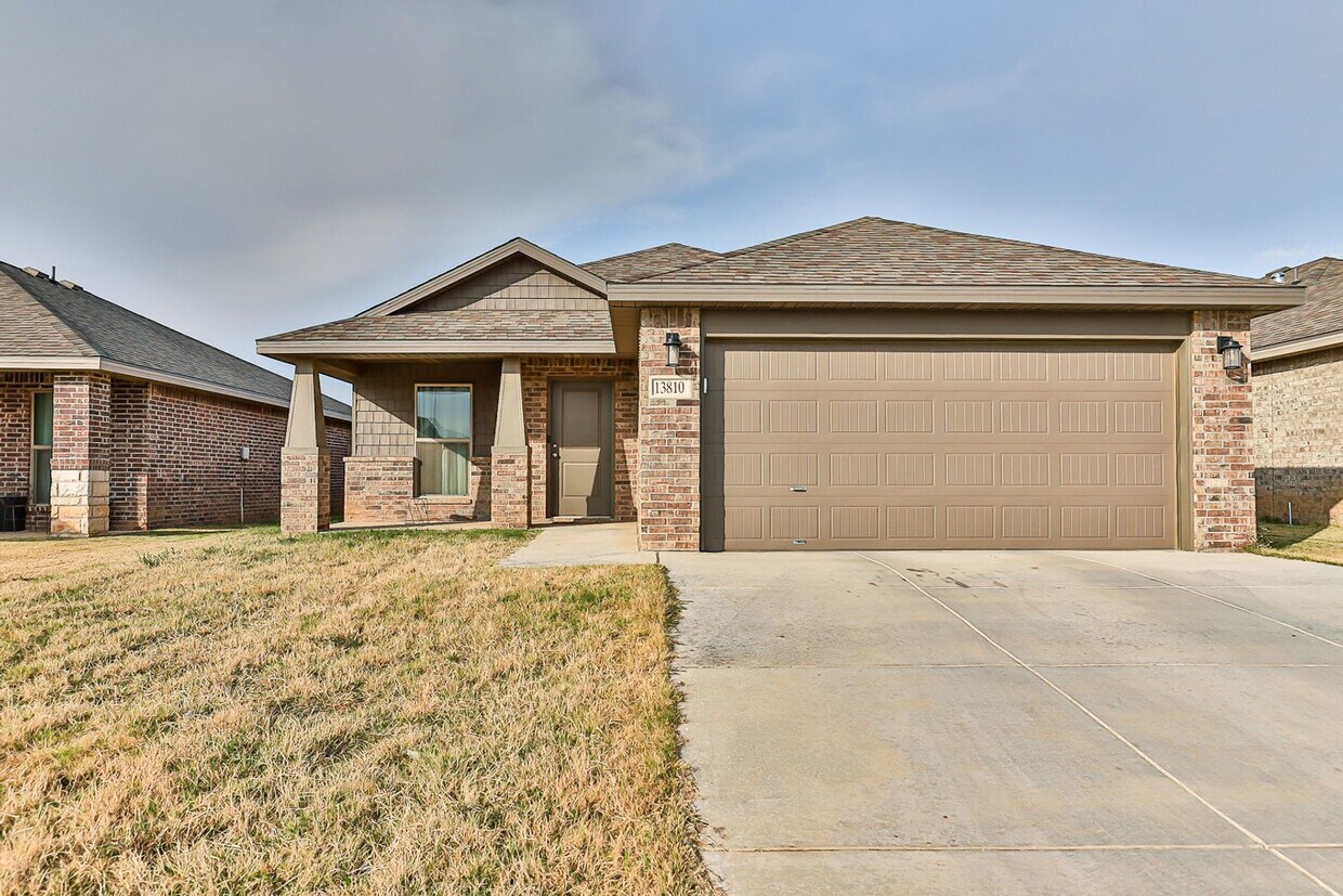 Foto principal - Beautiful Home Located In Bell Farms