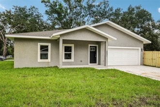 Building Photo - 3831 Valley Tree Dr