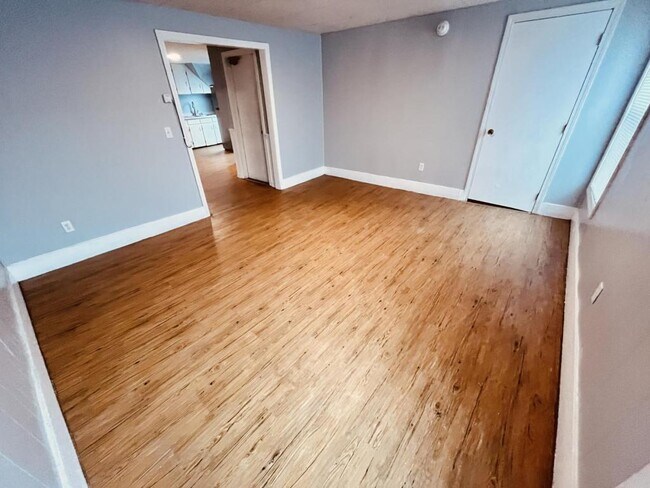 Foto del edificio - 181 Lincoln St. Apt. 4