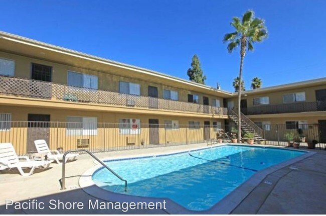 Building Photo - 330 N 1st St