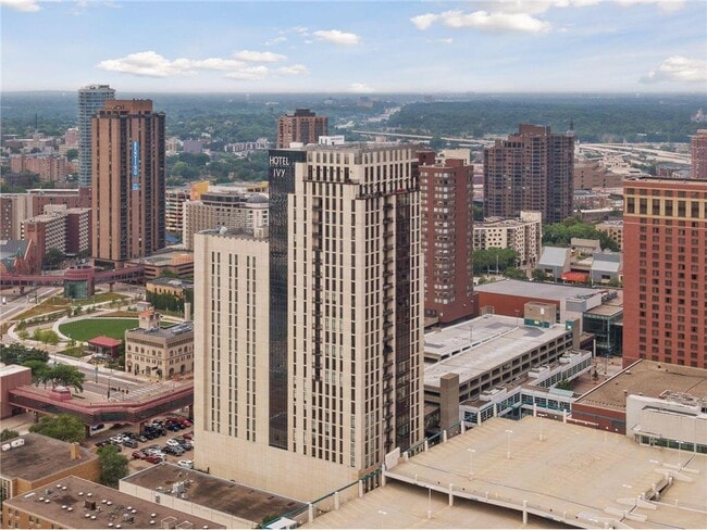 Building Photo - 201 S 11th St