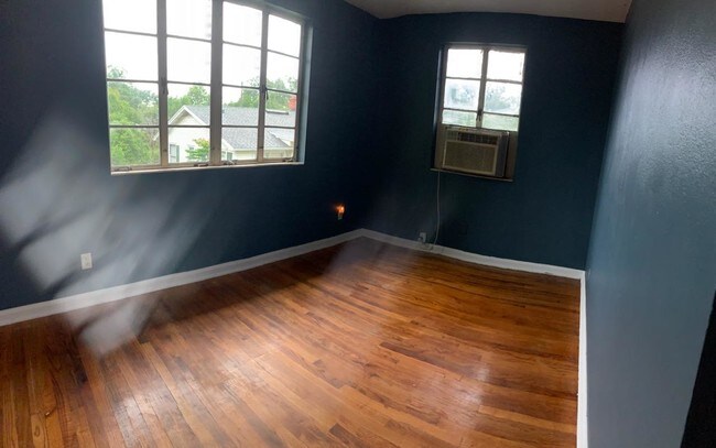 Foto del edificio - 4316 Beverly Ave