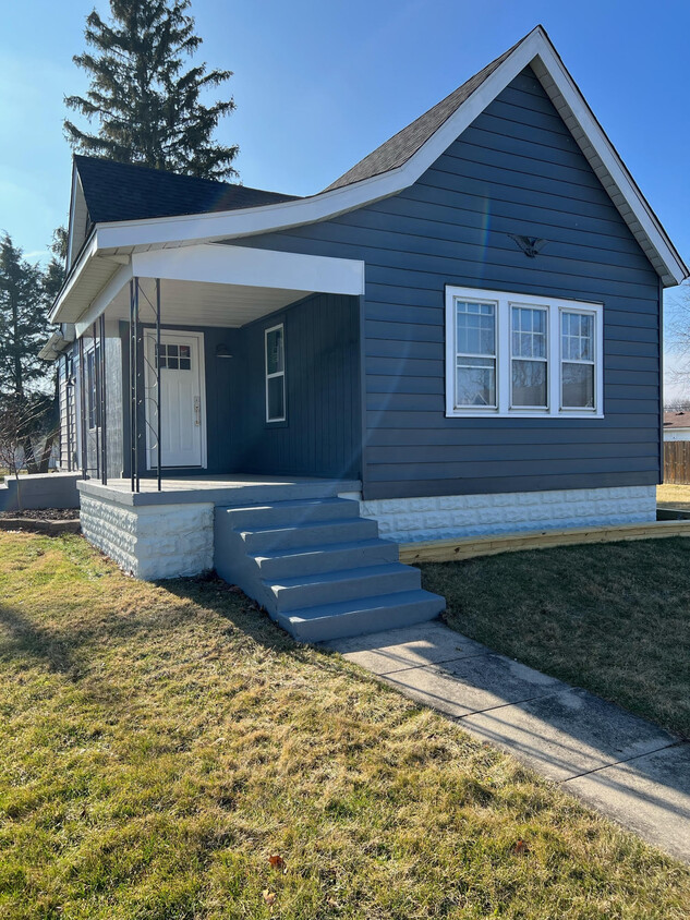 Primary Photo - 1421 S K St