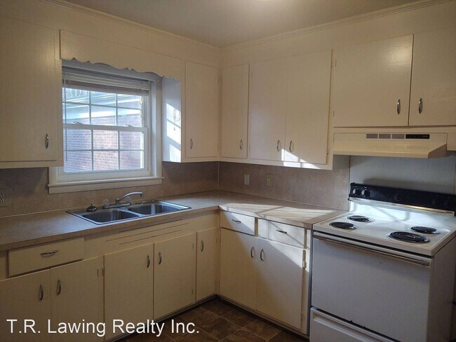 Foto del edificio - 3 br, 1.5 bath House - 746 Vale Street