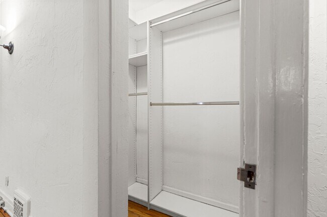 Foto del edificio - JUDYREX