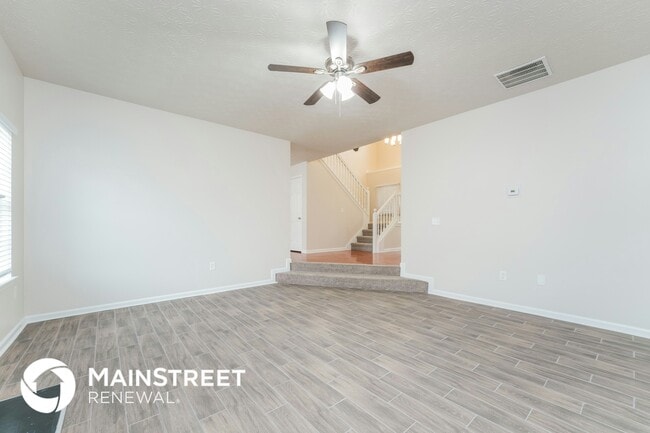 Building Photo - 15 Emerson Trail