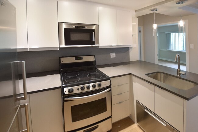 Photo du bâtiment - 3455 Rue Aylmer