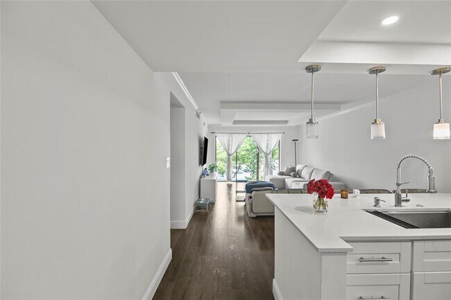 Foto del edificio - 2310 S Cypress Bend Dr