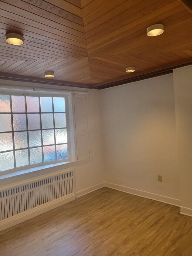 Foto principal - 149 E Chestnut St