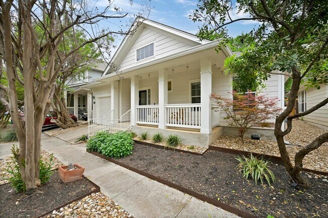 Foto del edificio - 2721 Kinney Oaks Ct