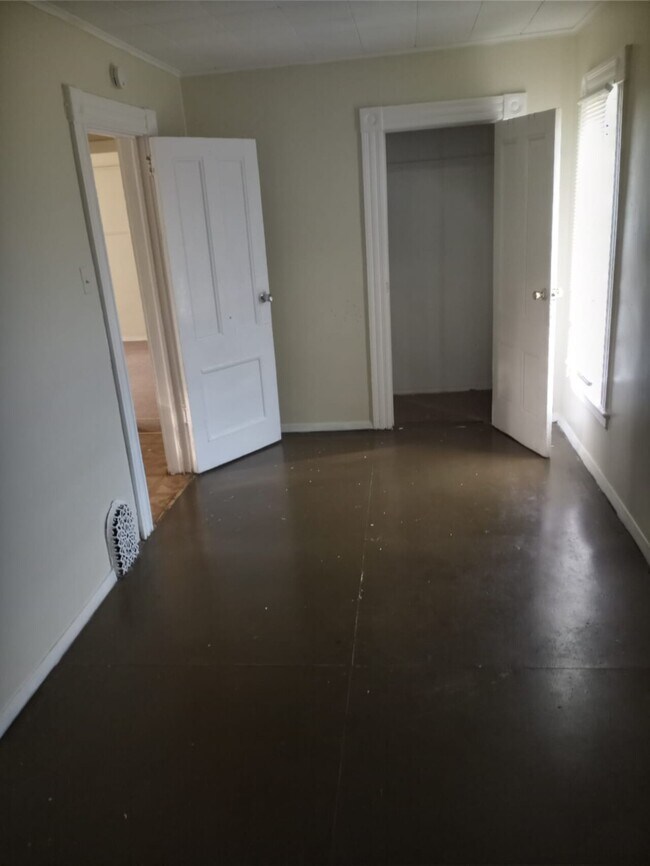 Foto del edificio - 113 Clifford Ave