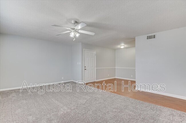 Building Photo - 520 E Buena Vista Ave