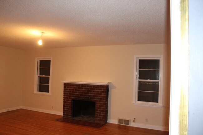 Foto del edificio - 317 2nd St