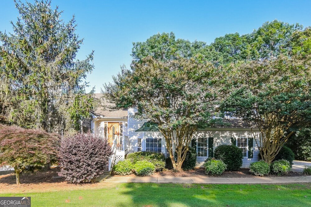 Foto principal - 301 Saddlewood Dr