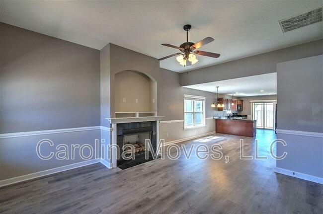 Building Photo - 415 Aniken Cir