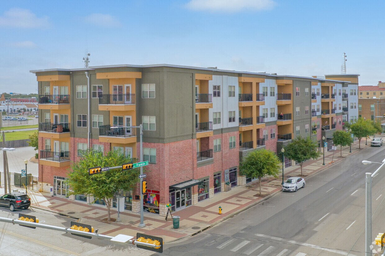 Foto principal - Franklin Place