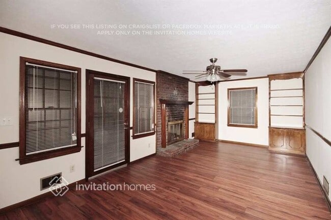 Building Photo - 4640 Mountain Creek Dr