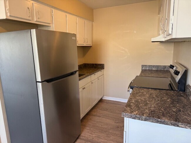 Foto del edificio - Must See Two Bedroom in Central Norfolk