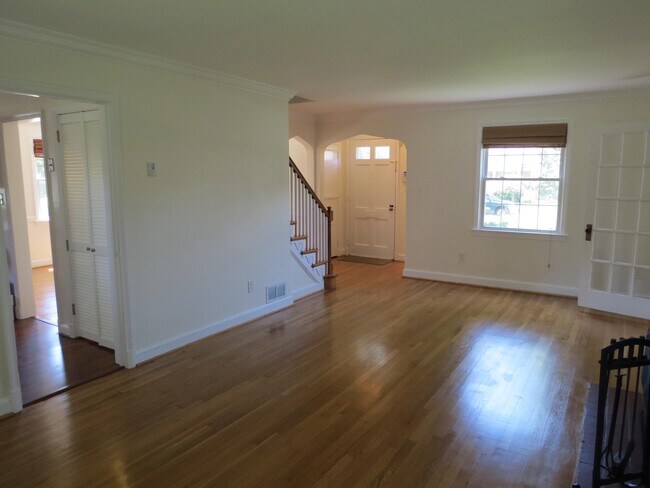 Foto del edificio - 9603 Evergreen St