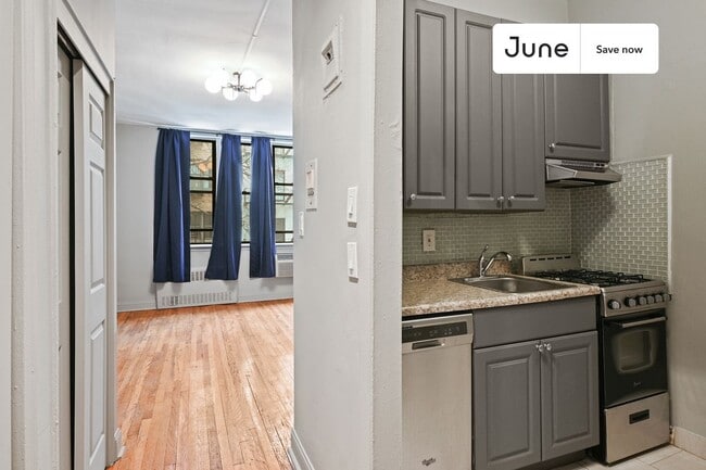 Building Photo - 334 E 90th St