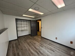 Building Photo - 2175 Cedar Ln