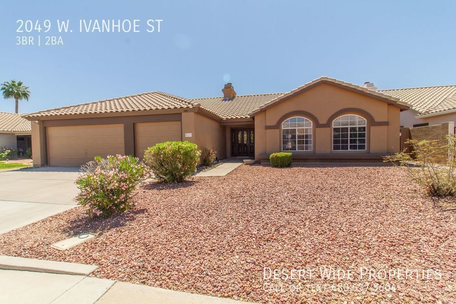 Primary Photo - NICE 3BED 2BATH LARGE FLOORPLAN HOME LOCAT...