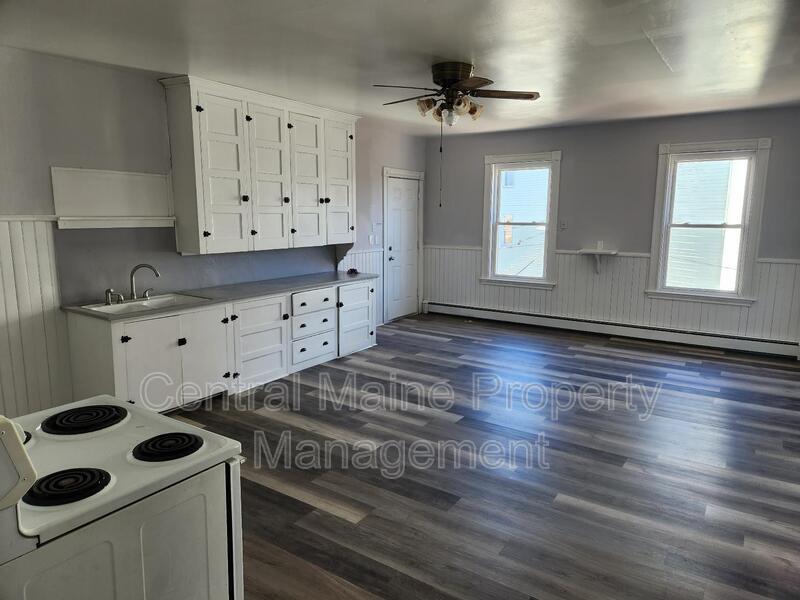151 Oxford St Unit 3, Lewiston, ME 04240 Condo for Rent in Lewiston