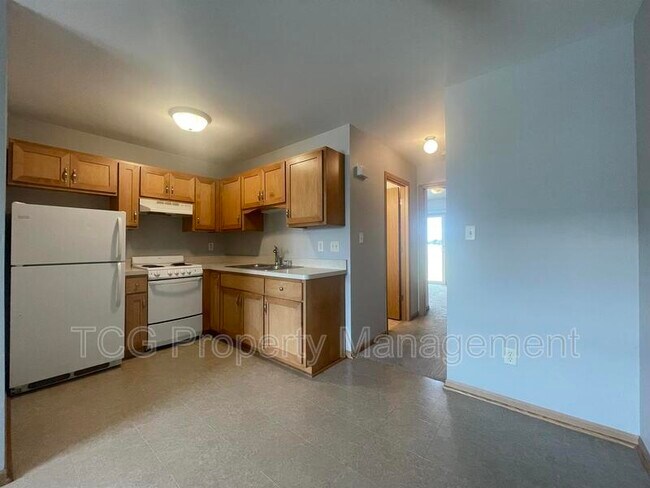Building Photo - 1102 Carrie Ln