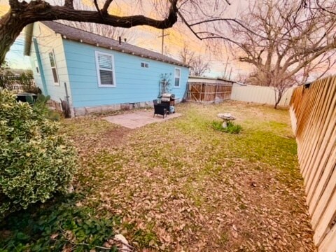 Foto del edificio - 998 N 6th St