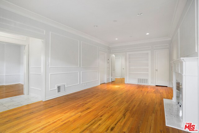 Building Photo - 1208 Havenhurst Dr