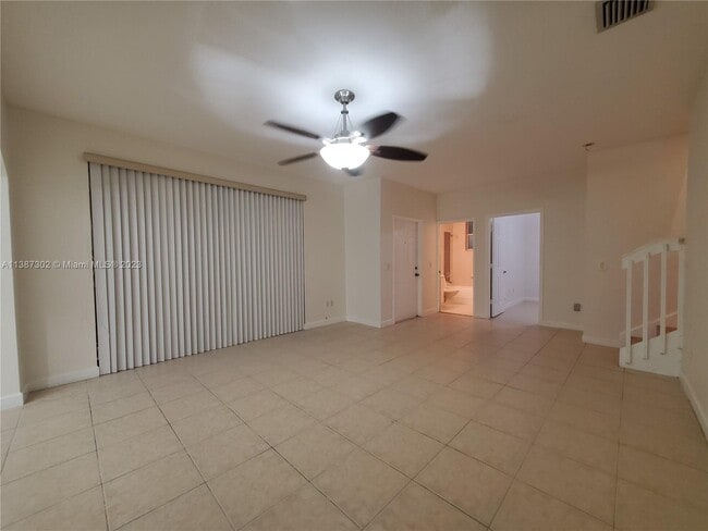 Building Photo - 3924 SW 157th Ave