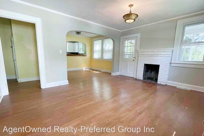 Foto del edificio - 2 br, 1 bath House - 58 Avondale Avenue